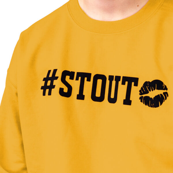 #stout mustard sweater - frontaal detail